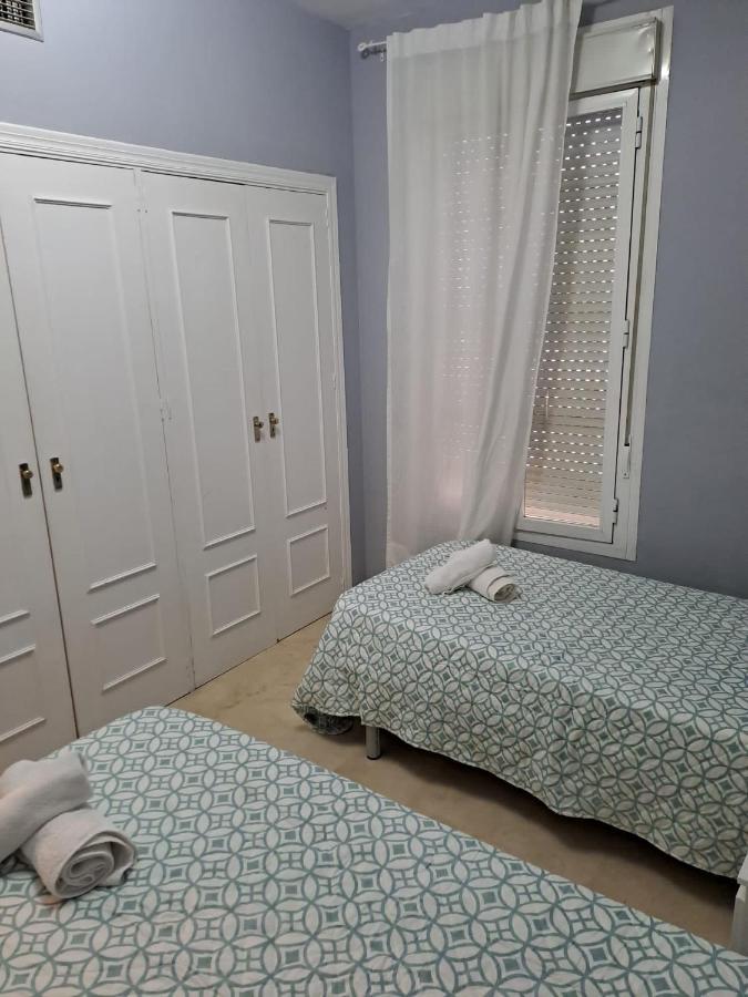 Apartamento Entero En Los Jardines De Murillo セビリア エクステリア 写真